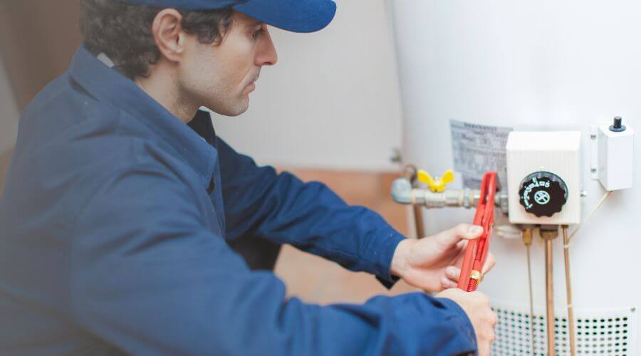 Expert burst pipe repair services in Otter Creek, FL